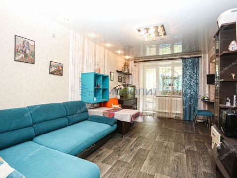 3-komnatnaya-ul-cvetochnaya-d-5 фото