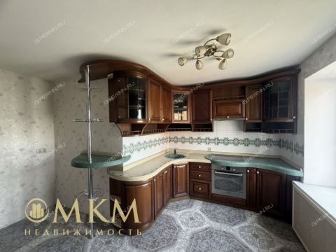 5-komnatnaya-ul-plotnikova-d-4 фото