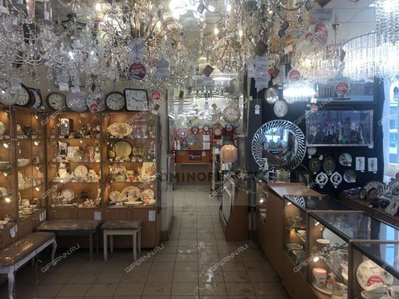 помещение под коммерческую недвижимость на улице Веденяпина