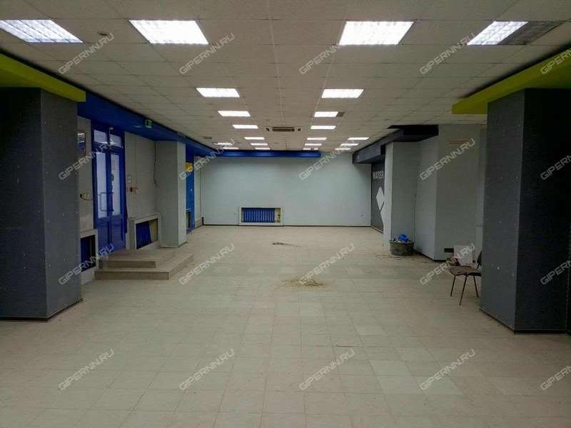 помещение под торговую площадь на Советская ул, д. 11