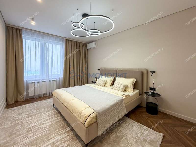 четырёхкомнатная квартира на Лысогорской улице дом 89 к3