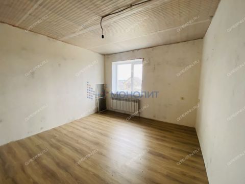 dom-selo-tatarskoe-dalnekonstantinovskiy-rayon фото