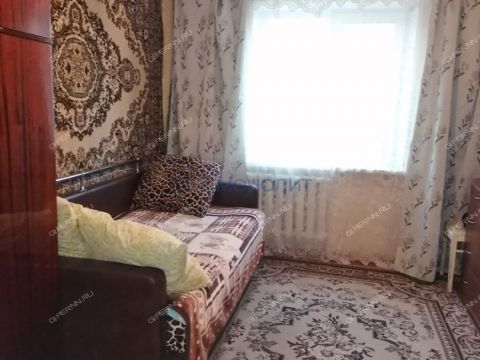 3-komnatnaya-ul-strokina-d-8 фото