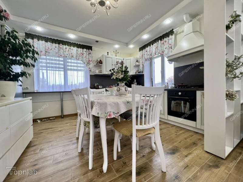 коттедж на Восточной улице село Великий Враг