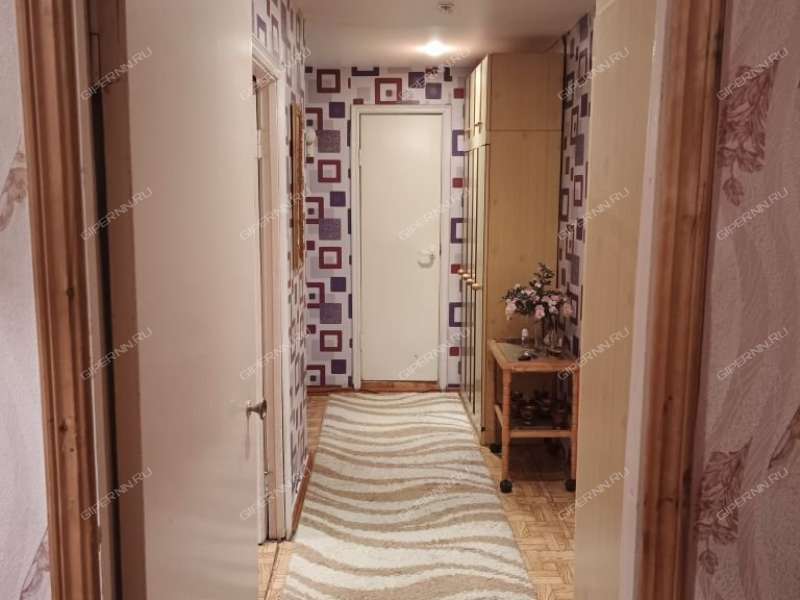 двухкомнатная квартира на проспекте Бусыгина дом 50