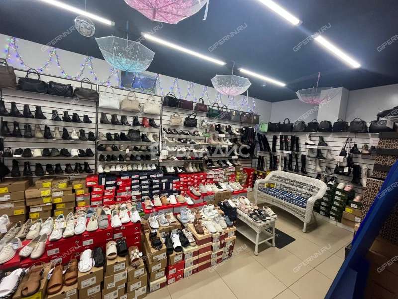 помещение под торговую площадь на Южном шоссе