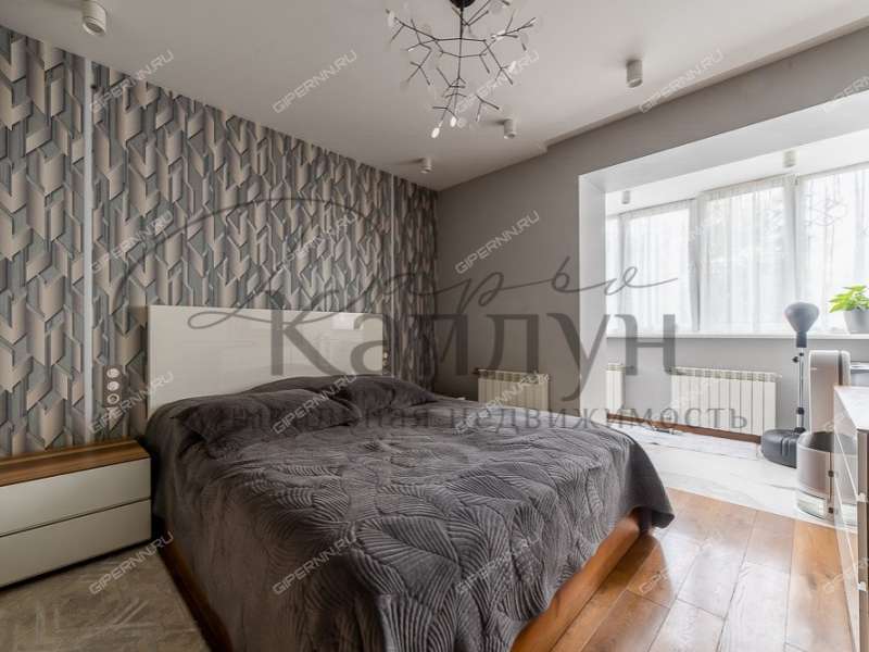 четырёхкомнатная квартира на улице Октябрьской Революции дом 45