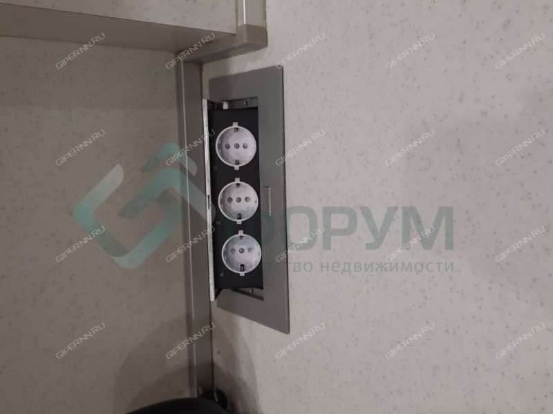 трёхкомнатная квартира на Московском шоссе дом 13