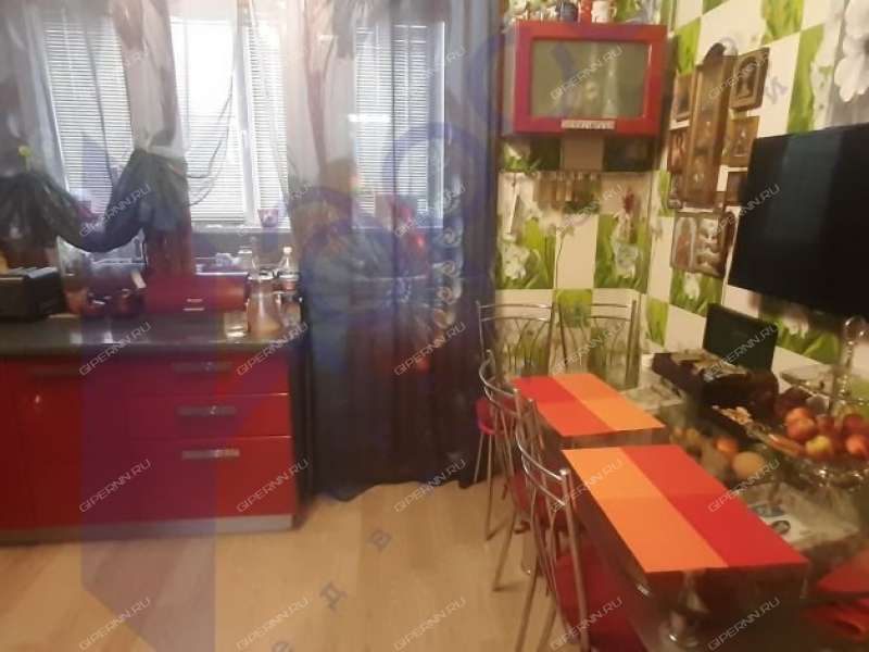 двухкомнатная квартира на Подворной улице дом 2