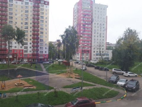 1-komnatnaya-b-r-60-letiya-oktyabrya-d-5a фото