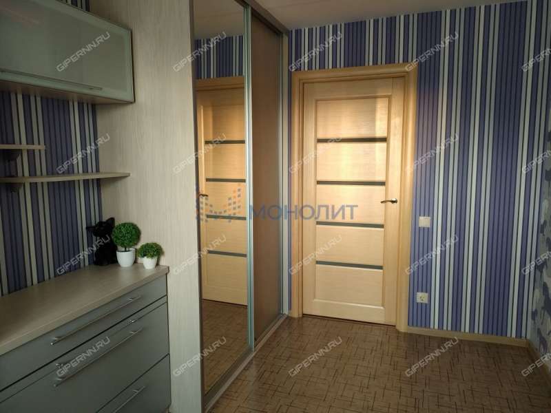 двухкомнатная квартира на бульваре 60-летия Октября дом 1