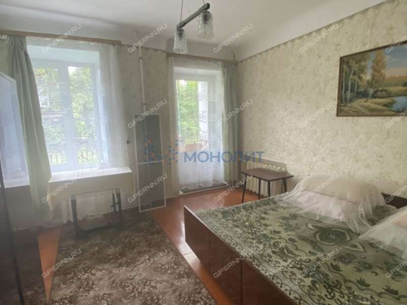 трёхкомнатная квартира на улице Школьная дом 10 посёлок Память Парижской Коммуны (ППК сельсовет