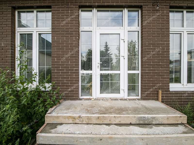 дом на улице Чкалова деревня Кузьминка