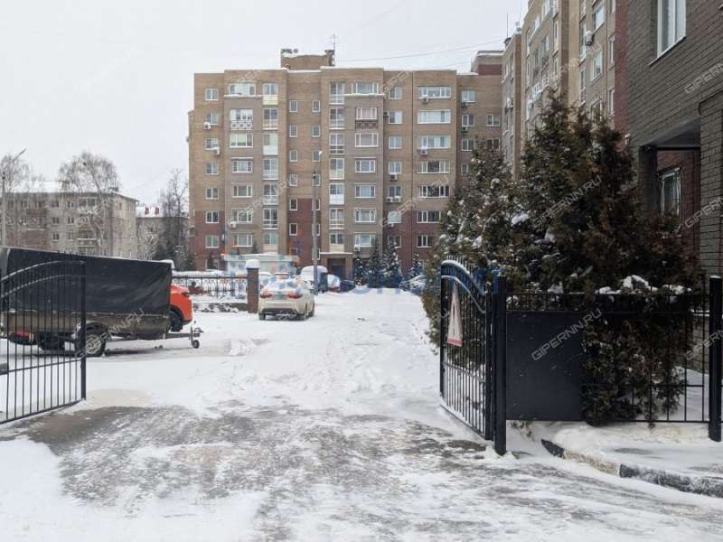 трёхкомнатная квартира на Молодёжном проспекте дом 38