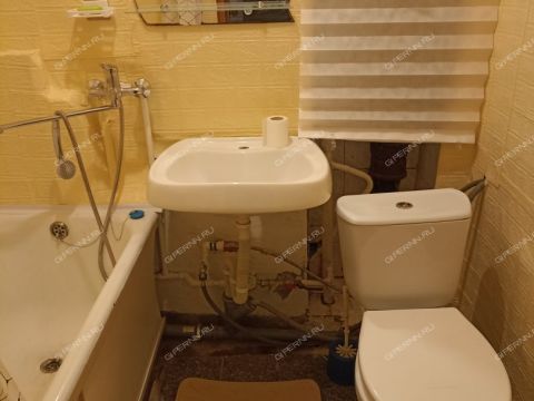 1-komnatnaya-ul-larina-d-5a фото