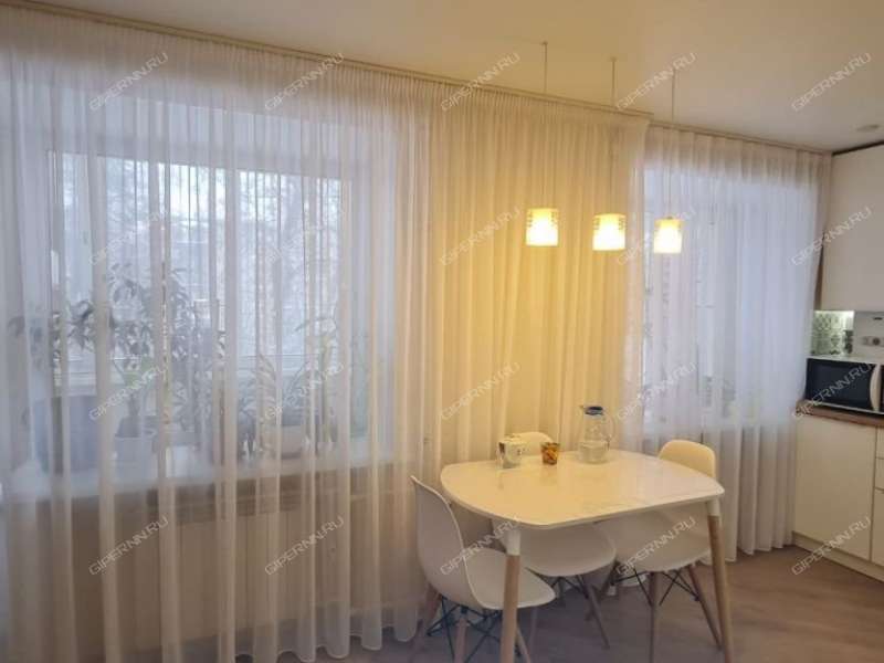 двухкомнатная квартира на улице Героя Советского Союза Прыгунова дом 1