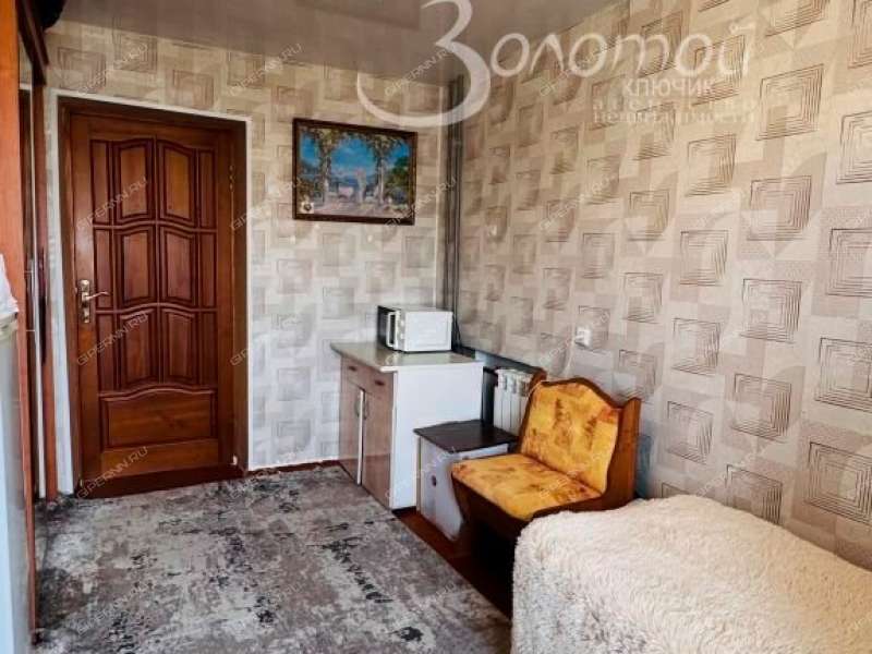 комната в доме 5 на улице Подводников