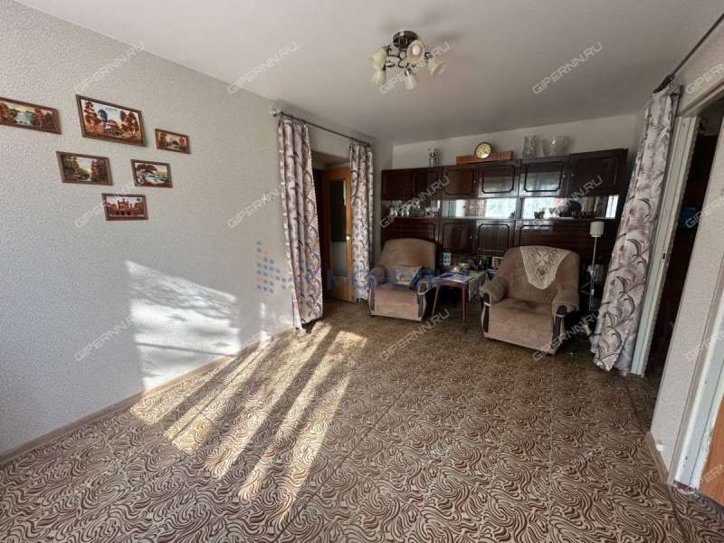 четырёхкомнатная квартира на Радужной улице дом 14