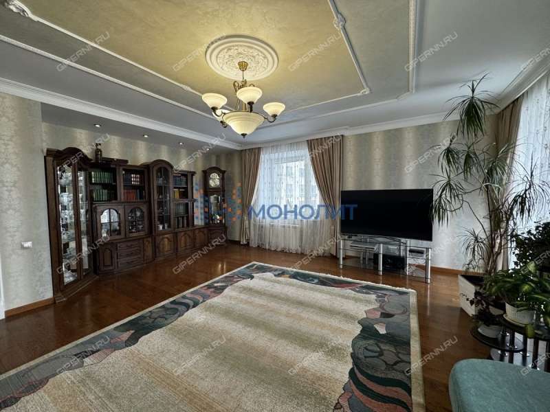 пятикомнатная квартира на Нижегородской улице дом 11В