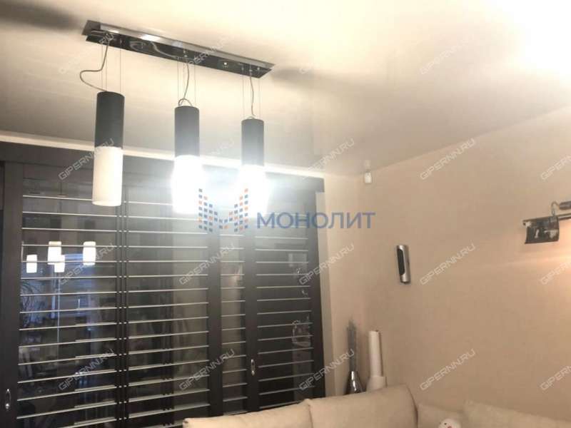 трёхкомнатная квартира на Варварской улице дом 40б