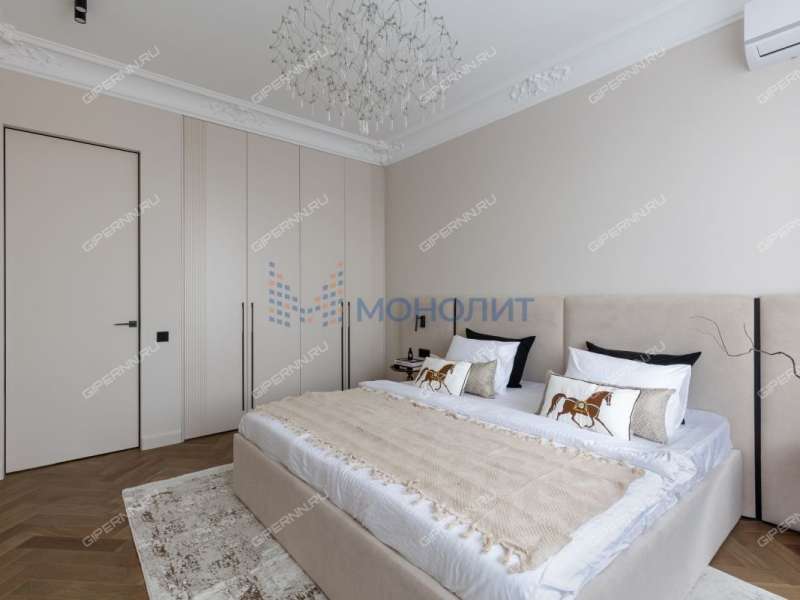 трёхкомнатная квартира на Большей Печёрской улице дом 89