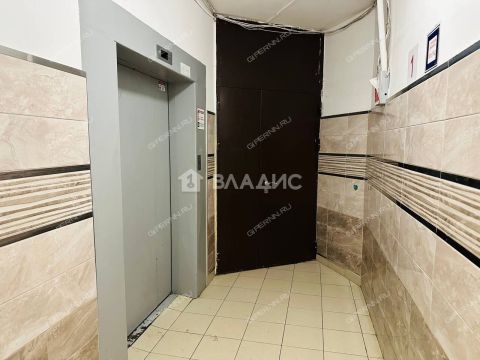 1-komnatnaya-ul-rodionova-d-25 фото