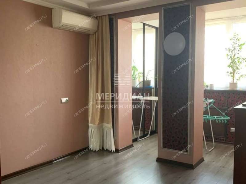 трёхкомнатная квартира на улице Братьев Игнатовых дом 1 к2