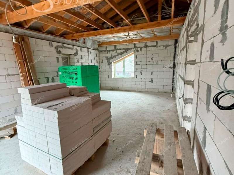 коттедж на Васильковая деревня Ройка