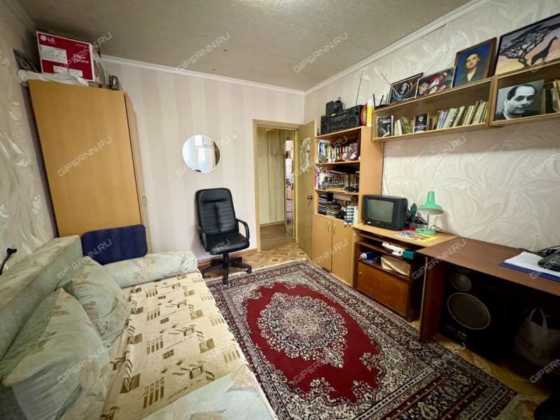 четырёхкомнатная квартира на улице Богдановича дом 1 к2