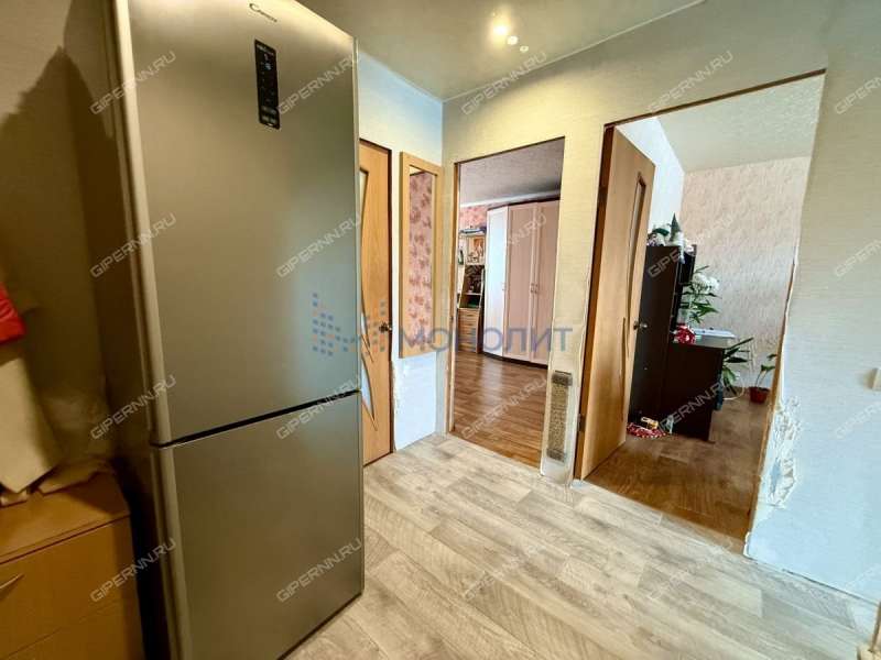 трёхкомнатная квартира на проспекте Кораблестроителей дом 33