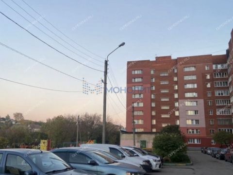 3-komnatnaya-ul-epronovskaya-d-10 фото