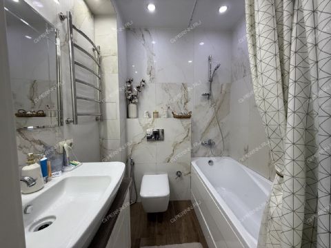 2-komnatnaya-ul-rodionova-d-193-k5 фото