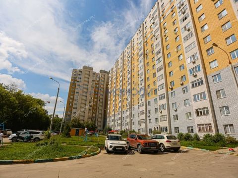 3-komnatnaya-b-r-zarechnyy-d-5 фото
