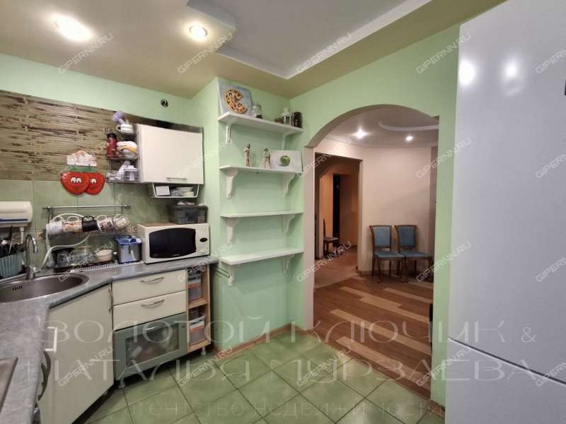 пятикомнатная квартира на улице Маршала Казакова дом 6а