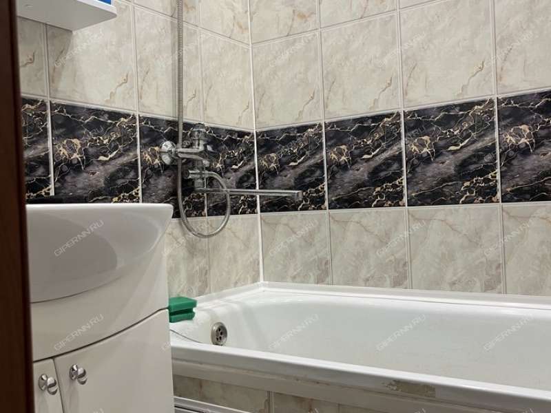 двухкомнатная квартира на Новосоветской улице дом 4