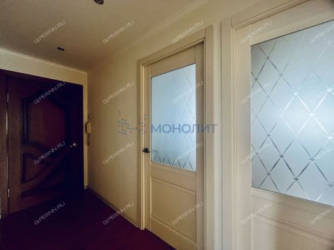 4-komnatnaya-pl-komsomolskaya-d-10-k2 фото