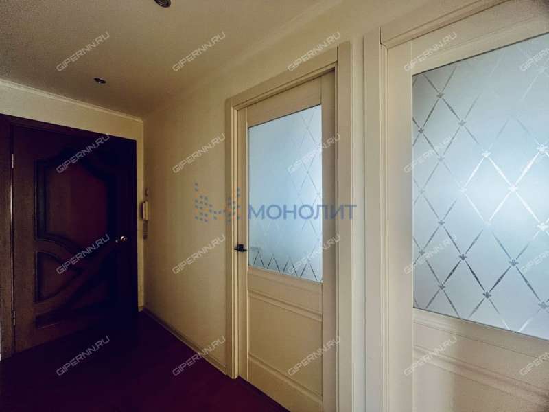 четырёхкомнатная квартира на Комсомольской площади дом 10 к2