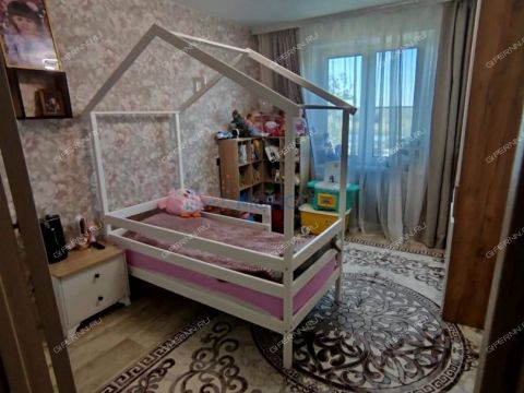3-komnatnaya-rabochiy-poselok-gidrotorf-balahninskiy-municipalnyy-okrug фото