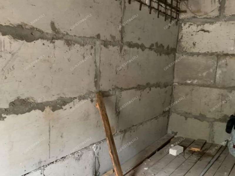 гараж на улице Красных Партизан