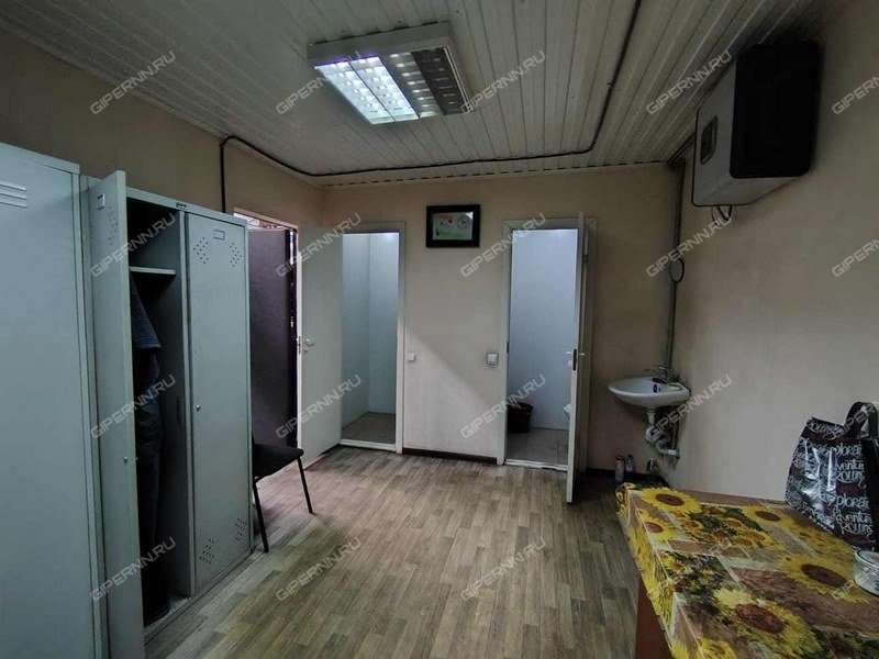 помещение под склад на Кузбасская ул, д.1