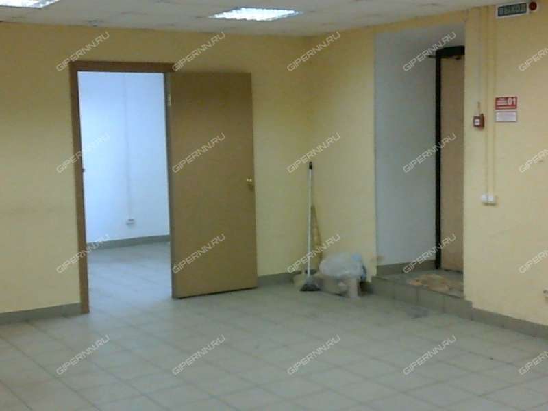 помещение под офис, торговую площадь на улице Юлиуса Фучика