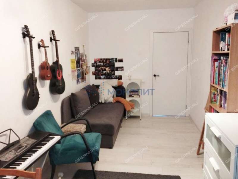 трёхкомнатная квартира на улице Сергея Есенина дом 16