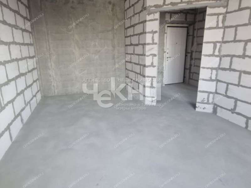 однокомнатная квартира на улице Июльских Дней дом 11