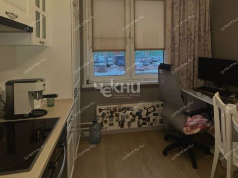 1-komnatnaya-ul-burnakovskaya-d-83 фото