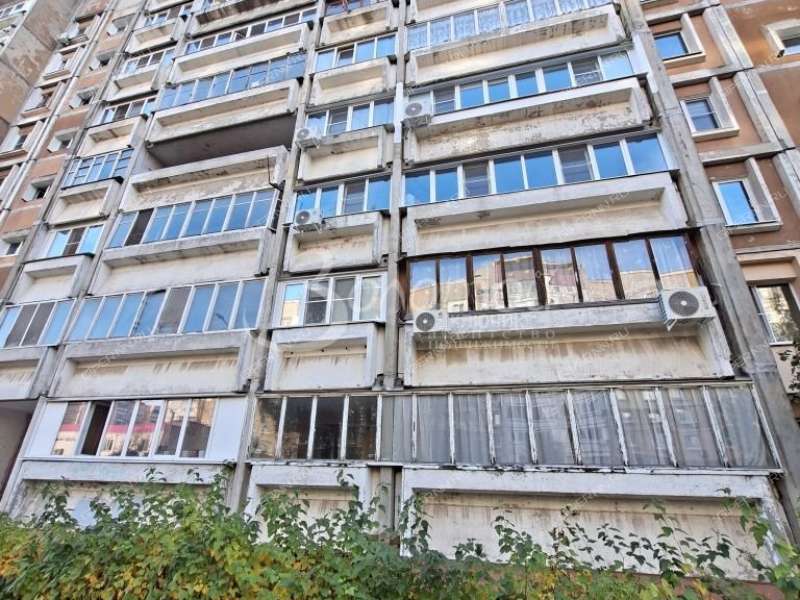 четырёхкомнатная квартира на улице Зайцева дом 11