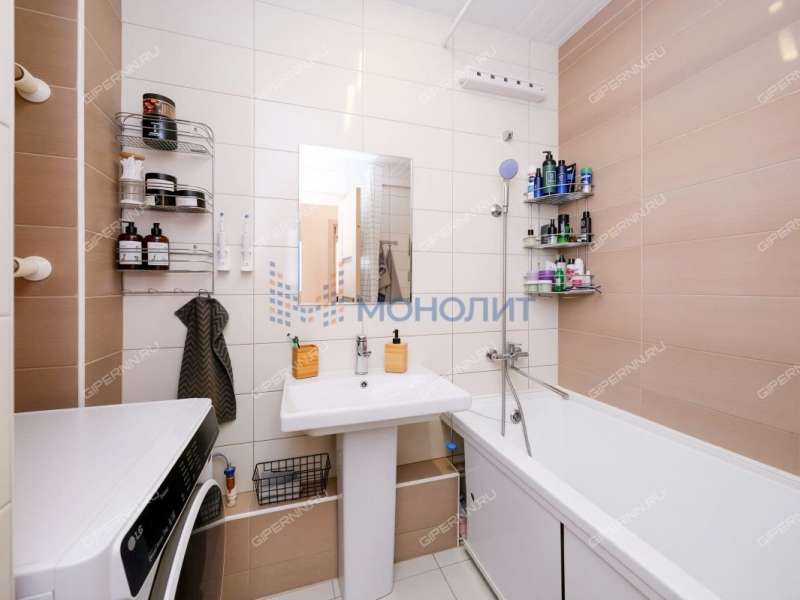 трёхкомнатная квартира на улице Цветочная дом 13 к1