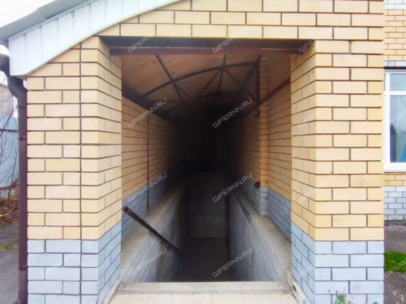 здание под недвижимость под медицинские учреждения, производственную площадь на улице Свердлова город Богородск