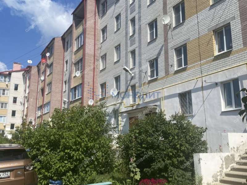 трёхкомнатная квартира на улице Мира дом 9а посёлок Память Парижской Коммуны