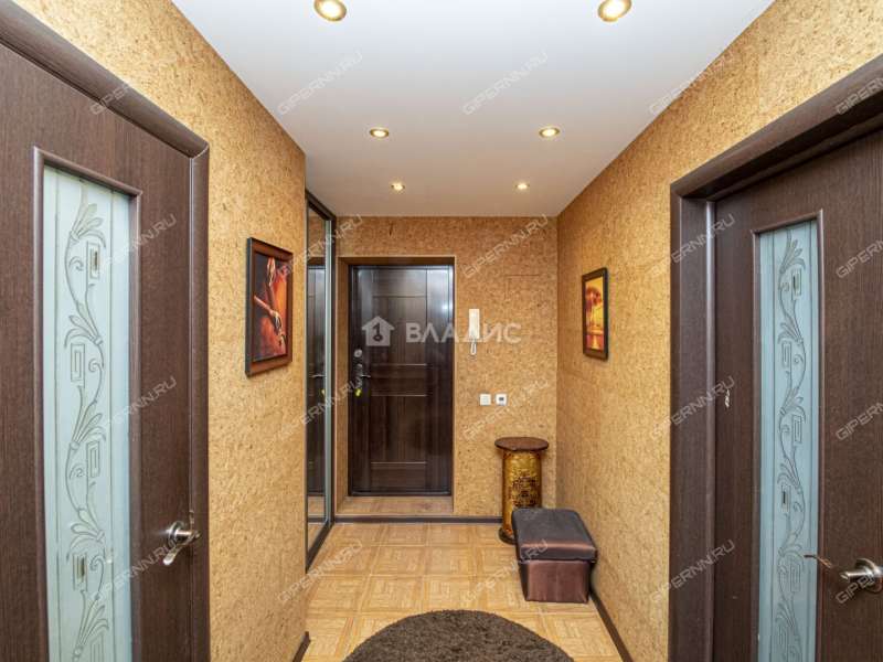 однокомнатная квартира на улице Родионова дом 189/24