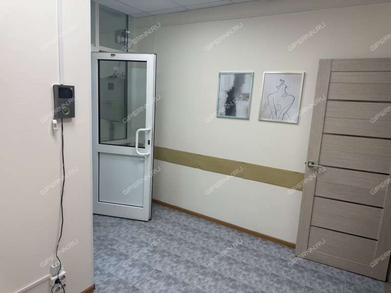 помещение под офис на бульваре 60-летия Октября